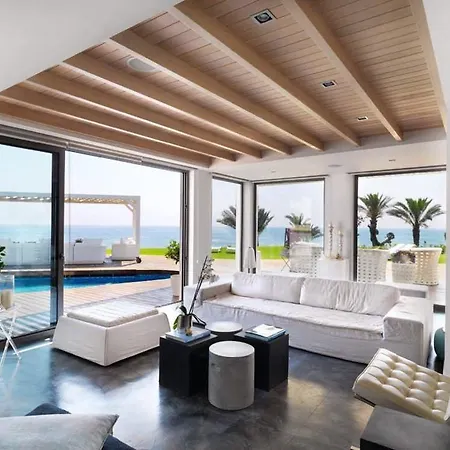 Vilă Beachfront Dream The Perfect 38 *